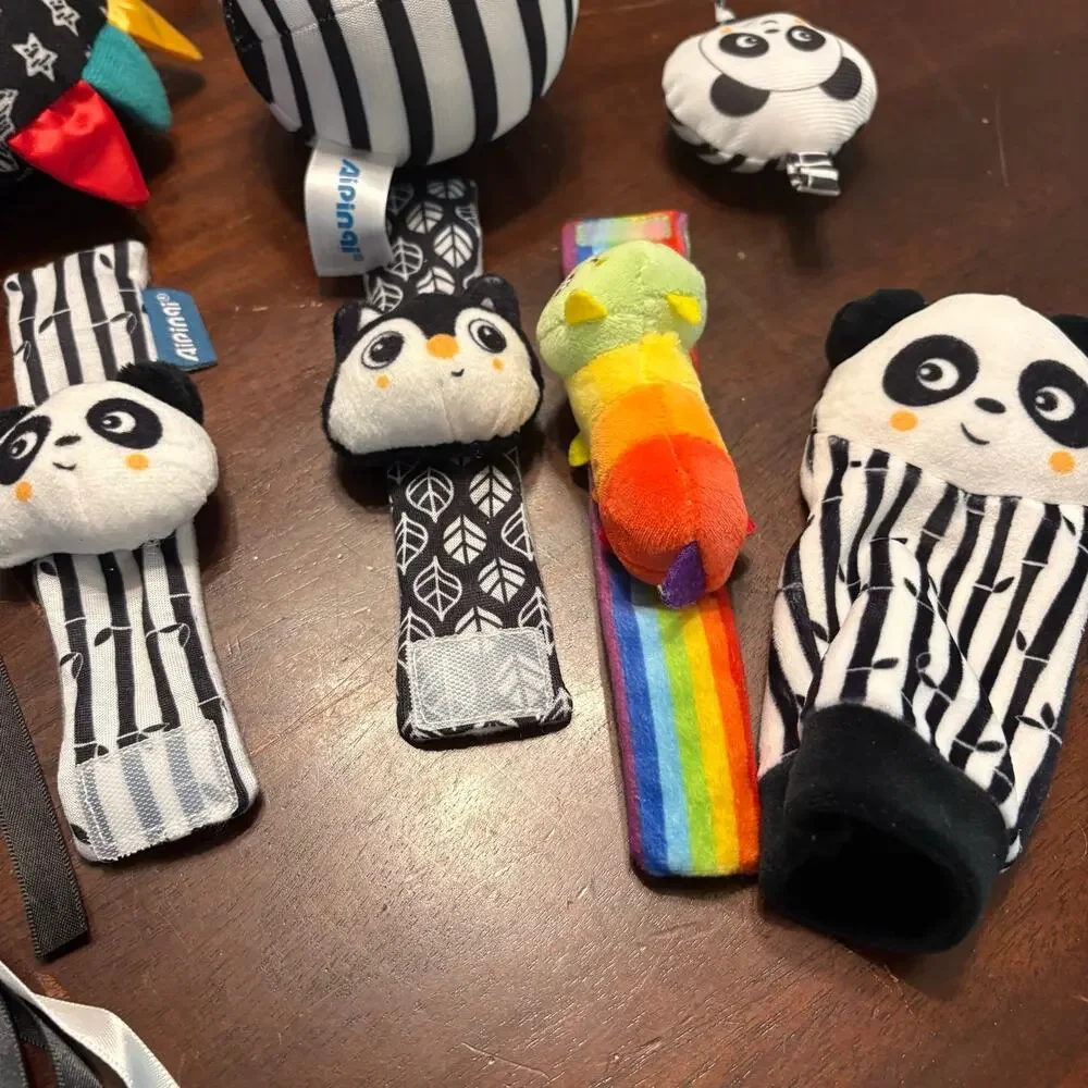 High Contrast Black and White Baby Sensory Toys Lot Panda Rattle Wrist Socks